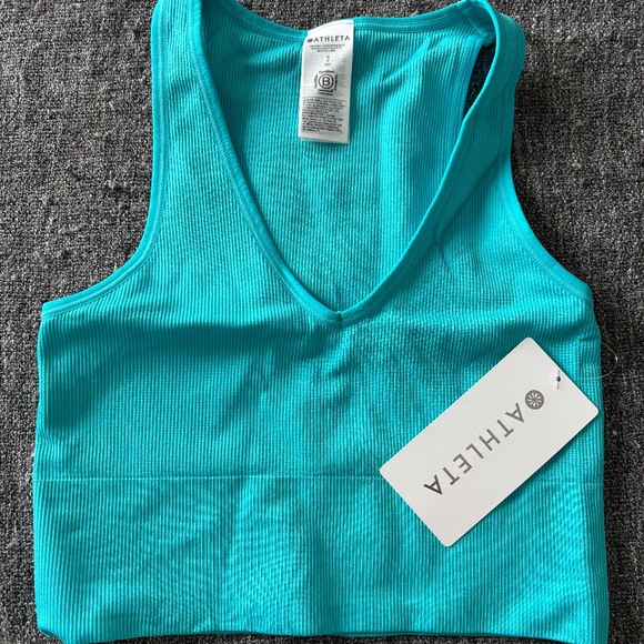 Athleta Tops - Athleta aurora seamless crop rib tank top